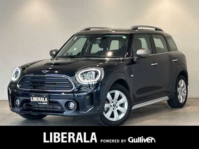 新着情報“ＭＩＮＩクロスオーバー・ボードウォーク・エディション”2020年式MINI Yoursエニグマティックブラック入荷しました！