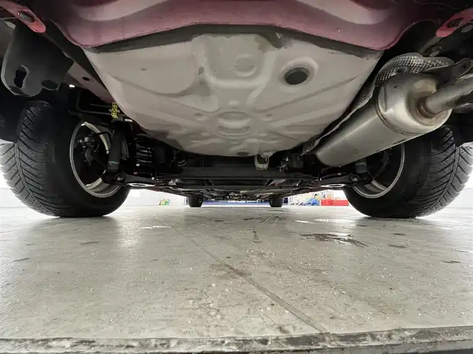 車両画像03