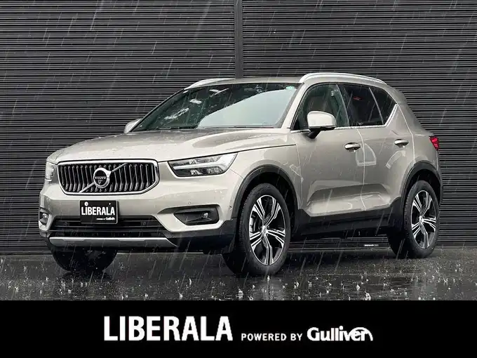 新着情報“ＸＣ４０B4 AWD インスクリプション”2021年式ぺブルグレー入荷しました！