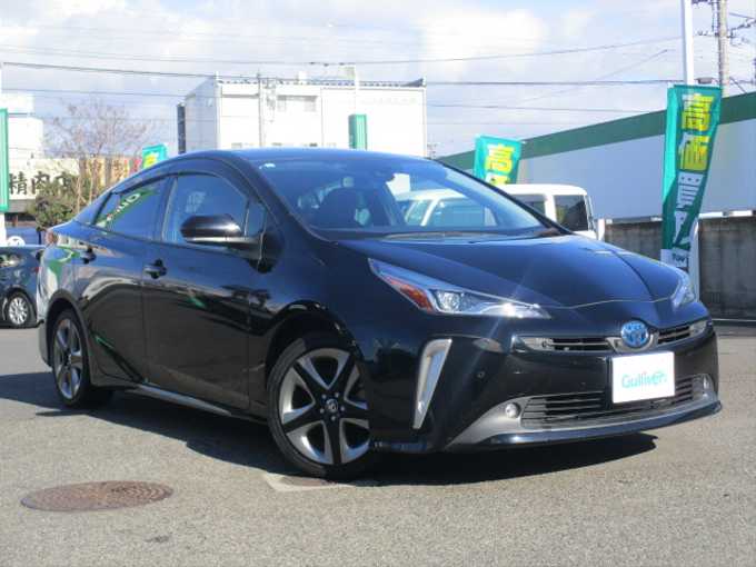 新着情報“プリウスAツーリングセレクション”2021年式アティチュードブラックマイカ入荷しました！