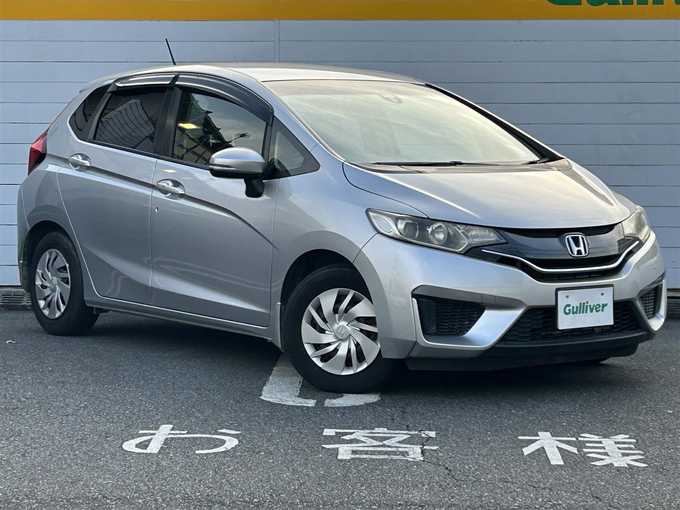 新着情報“フィット13G・Lパッケージ”2014年式アラバスターシルバーメタリック入荷しました！