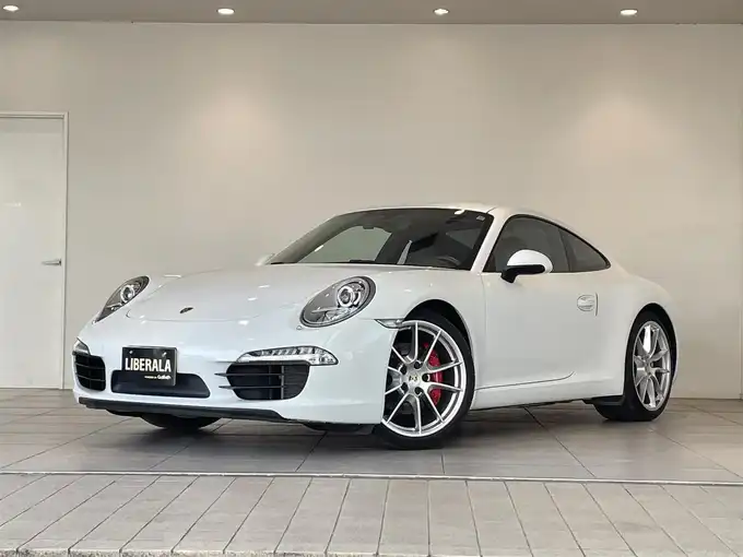 新着情報“９１１911カレラS”2012年式白入荷しました！