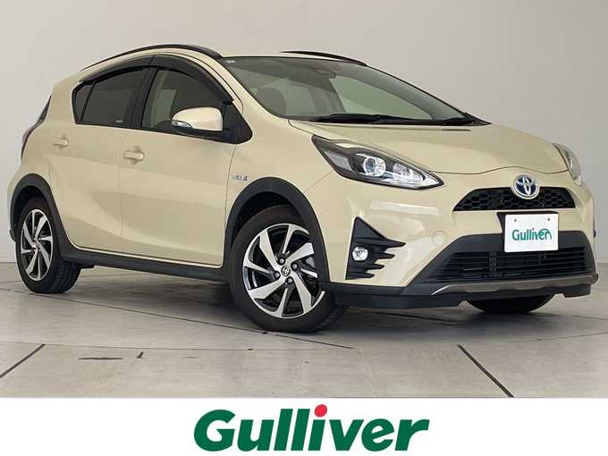 新着情報“アクアクロスオーバー”2017年式ベージュ入荷しました！