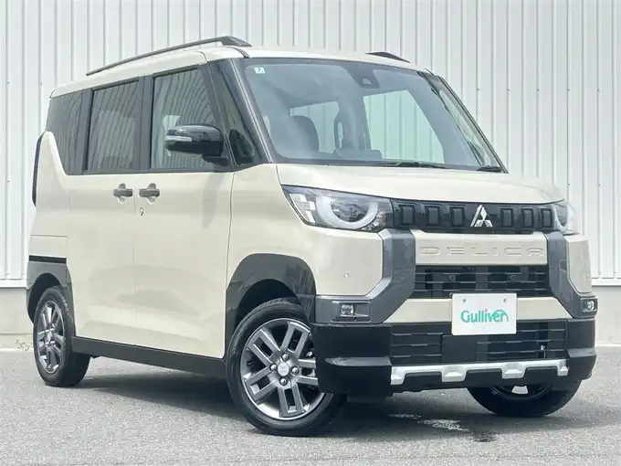 新着情報“デリカミニT”2024年式ベージュⅡ入荷しました！