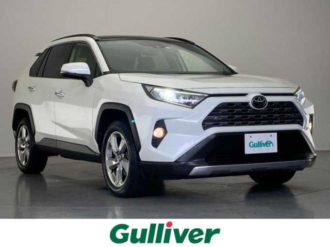 新着情報“ＲＡＶ４G”2019年式ホワイトパールクリスタルシャイン入荷しました！