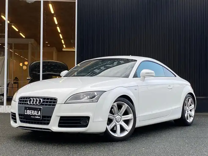 新着情報“ＴＴクーペ2．0TFSI”2010年式アイビスホワイト入荷しました！