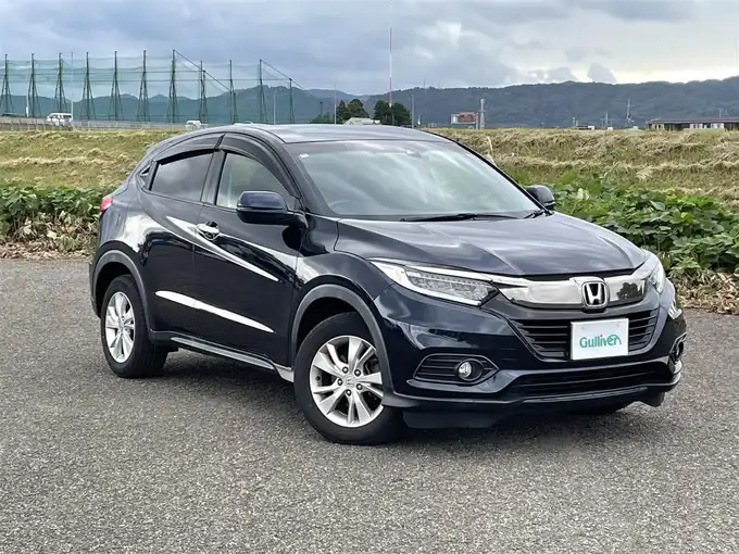 新着情報“ヴェゼルX・ホンダセンシング”2018年式ミッドナイトブルービームM入荷しました！