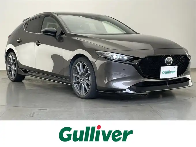 新着情報“ＭＡＺＤＡ３ファストバックXDバーガンディ セレクション”2021年式チタニウムフラッシュマイカ入荷しました！