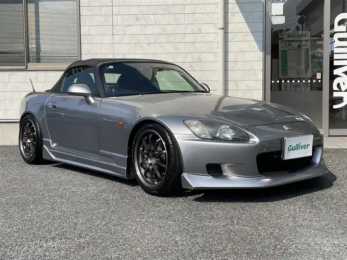 新着情報“Ｓ２０００ベースグレード”2000年式シルバーストーンメタリック入荷しました！