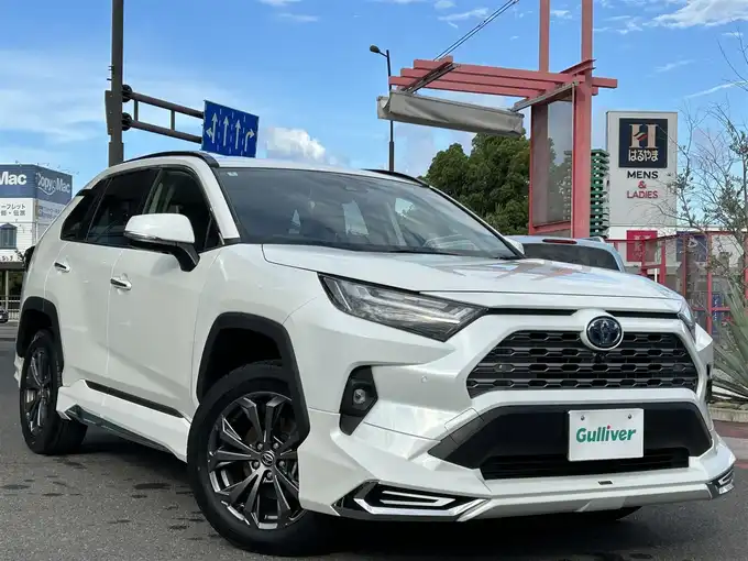 新着情報“ＲＡＶ４ハイブリッドG”2022年式ホワイトパールクリスタルシャイン入荷しました！