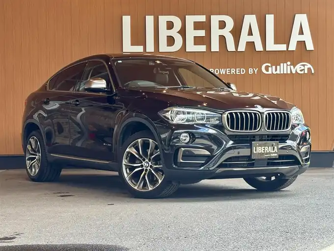 新着情報“Ｘ６xDrive 35i”2017年式黒入荷しました！