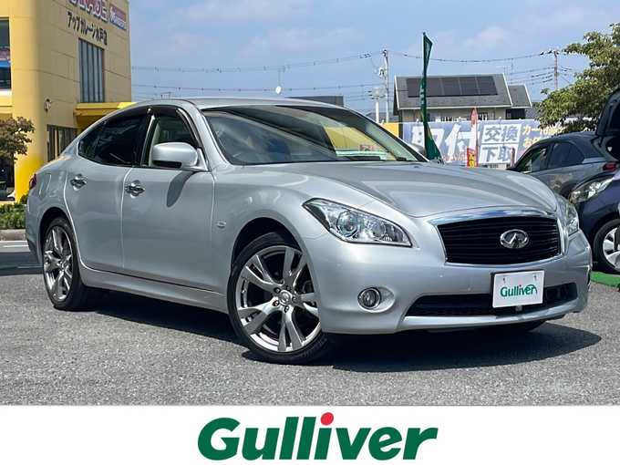新着情報“フーガ370GT FOUR”2013年式ブリリアントシルバー入荷しました！
