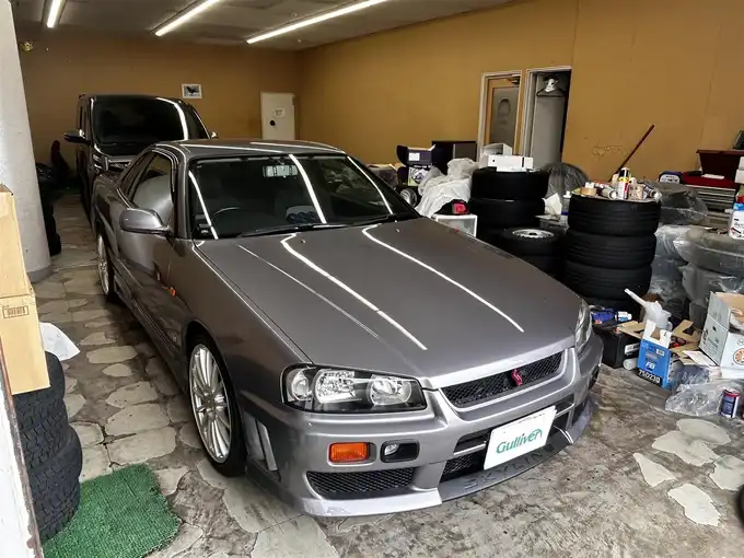 新着情報“スカイライン25GT ターボ”1999年式アスリートシルバー入荷しました！