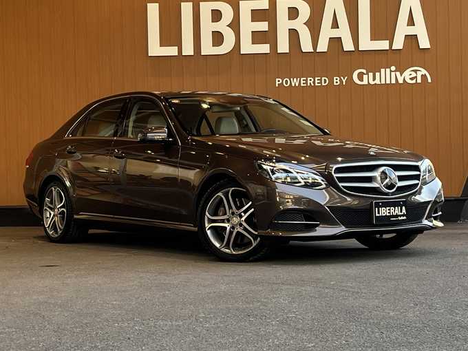 新着情報“ＥクラスE400 ハイブリッド アバンギャルド”2013年式ドロマイトブラウン入荷しました！