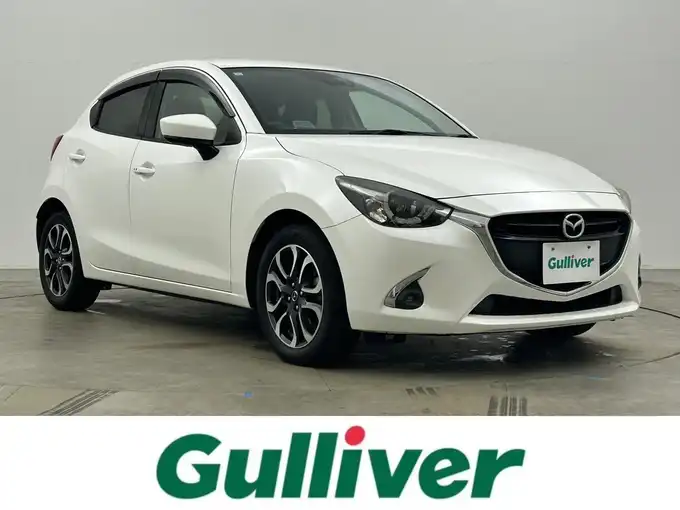 新着情報“デミオXDツーリング”2017年式スノーフレイクホワイトパールマイカ入荷しました！