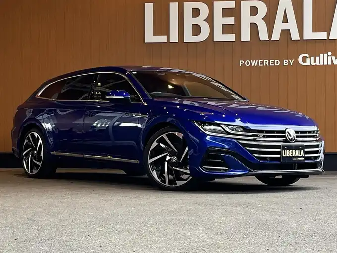 新着情報“アルテオン シューティングブレークTSI 4モーション Rラインアドバンス”2021年式ラピスブルー入荷しました！