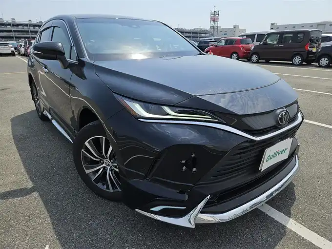 新着情報“ハリアーG”2022年式ブラック入荷しました！