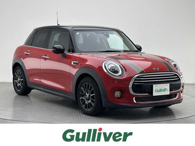 新着情報“ＭＩＮＩクーパーD”2018年式赤Ⅱ入荷しました！
