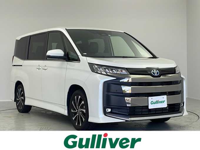 新着情報“ノアハイブリッドS－Z”2022年式ホワイトパールクリスタルシャイン入荷しました！