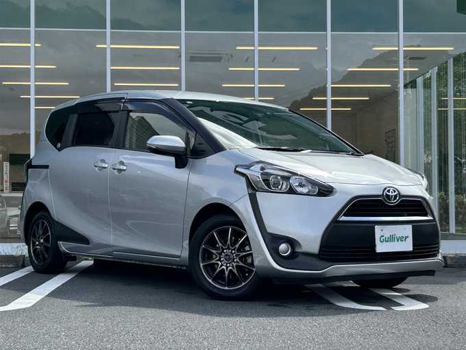新着情報“シエンタG”2016年式シルバーM入荷しました！