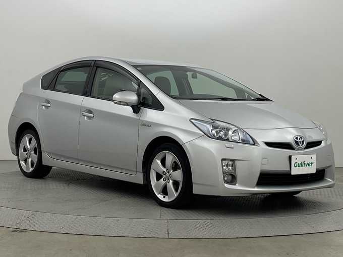 新着情報“プリウスGツーリングセレクション”2009年式シルバーM入荷しました！