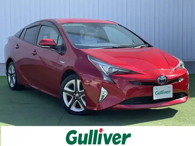 新着情報“プリウスAツーリングセレクション”2018年式エモーショナルレッド入荷しました！