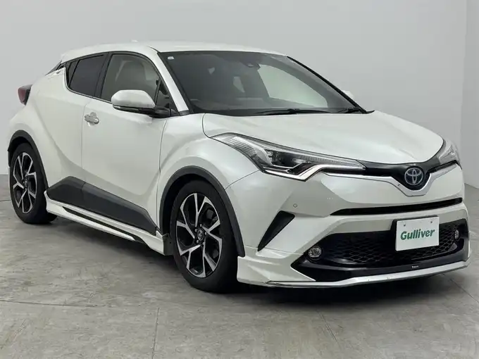 新着情報“Ｃ－ＨＲG モード ブルーノ”2019年式ホワイトパールクリスタルシャイン入荷しました！