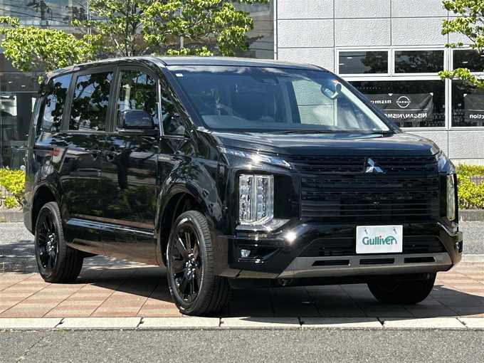 新着情報“デリカＤ：５シャモニー（電動サイドステップ装着車）”2025年式ブラックダイヤモンド入荷しました！