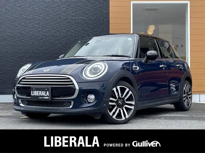 新着情報“ＭＩＮＩクーパー”2019年式ラピスラグジュアリーブルー入荷しました！