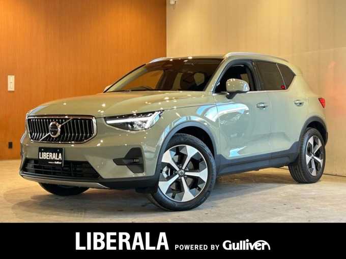 新着情報“ＸＣ４０アルティメット B4 AWD”2023年式Ｌグリーン入荷しました！