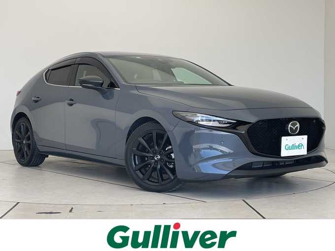 新着情報“ＭＡＺＤＡ３ファストバック20Sバーガンディ セレクション”2019年式ポリメタルグレーM入荷しました！