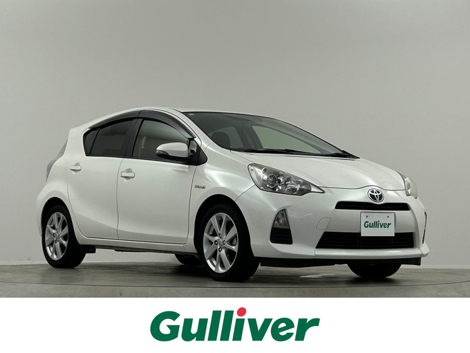 新着情報“アクアG”2012年式ライムホワイトパールクリスタルシャイン入荷しました！