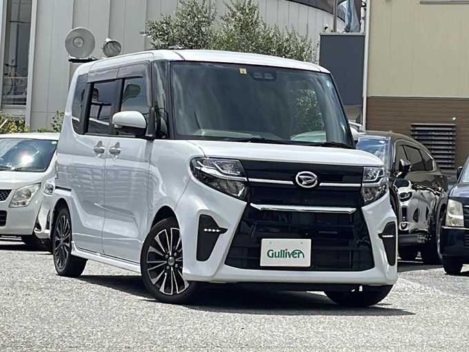 新着情報“タントカスタム RS”2019年式シャイニングホワイトパール入荷しました！