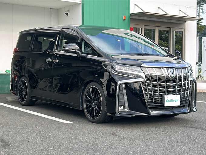 新着情報“アルファード2．5S”2019年式ブラック入荷しました！