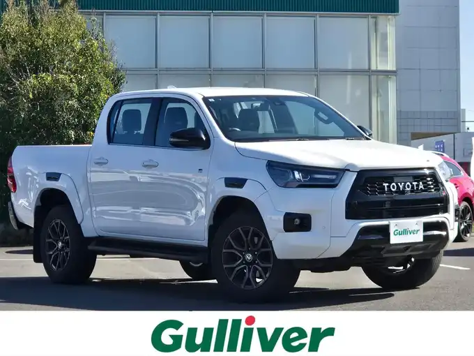 新着情報“ハイラックスZ GRスポーツ”2023年式スーパーホワイトⅡ入荷しました！