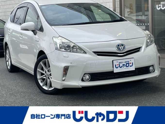 新着情報“プリウスαSツーリングセレクション”2013年式ホワイトパールクリスタルシャイン入荷しました！