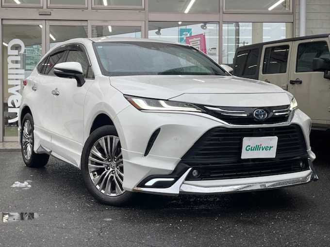 新着情報“ハリアーハイブリッドZ”2021年式ホワイトパールクリスタルシャイン入荷しました！