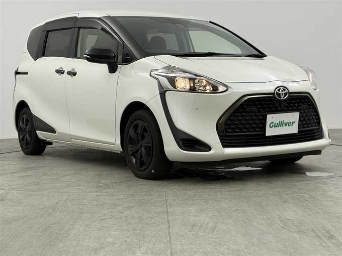 新着情報“シエンタG グランパー”2020年式ホワイトパールクリスタルシャイン入荷しました！