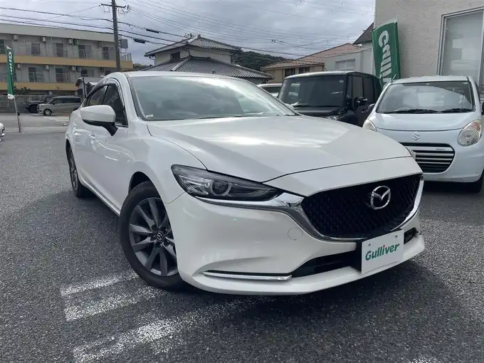 新着情報“ＭＡＺＤＡ６セダン20S”2019年式スノーフレイクホワイトパールマイカ入荷しました！