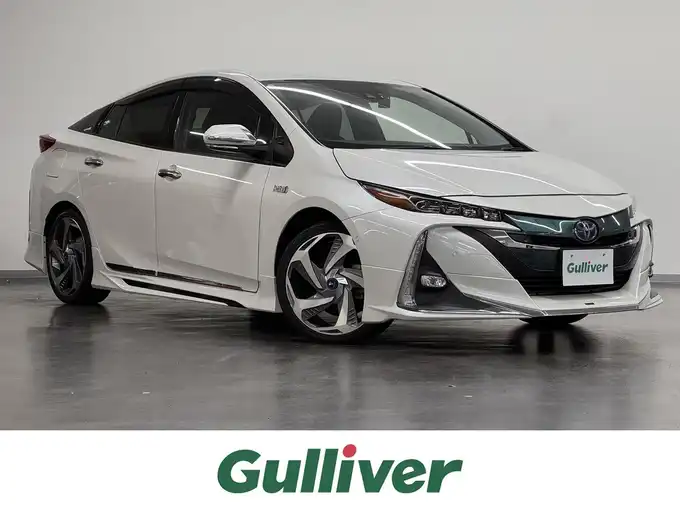 新着情報“プリウスＰＨＶSナビパッケージ・セーフティプラス”2019年式ホワイトパールクリスタルシャイン入荷しました！