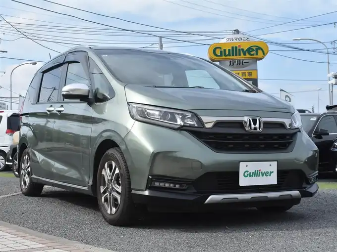 新着情報“フリード＋クロスター・ホンダセンシング”2019年式シルバーミストグリーンM入荷しました！
