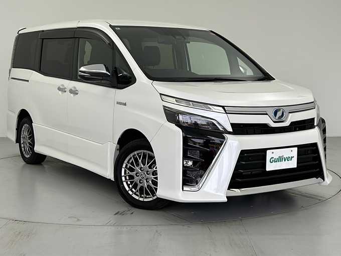 新着情報“ヴォクシーハイブリッドZS 煌Ⅱ”2020年式ホワイトパールクリスタルシャイン入荷しました！