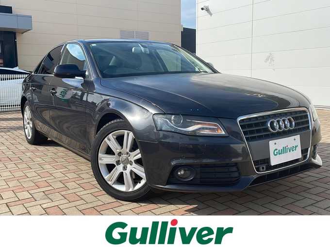 新着情報“Ａ４2．0TFSI”2011年式ラバグレーパールエフェクト入荷しました！