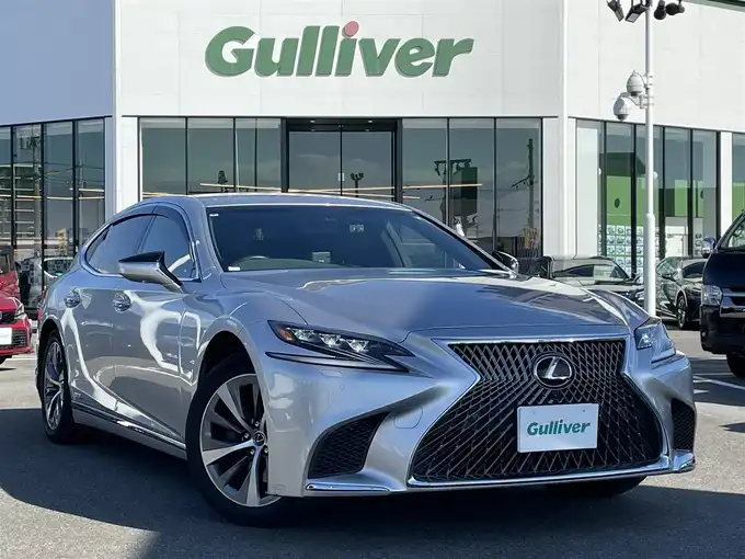 新着情報“ＬＳLS500h”2019年式ソニックシルバー入荷しました！