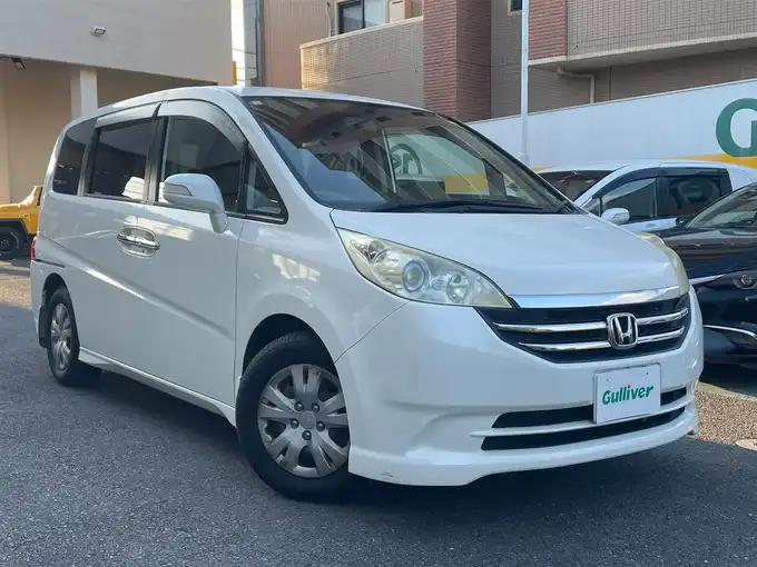 新着情報“ステップワゴンG スマートスタイルエディション”2009年式ブルーイッシュホワイトパール入荷しました！