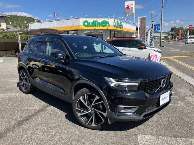 新着情報“ＸＣ４０T5 AWD Rデザイン”2018年式黒入荷しました！