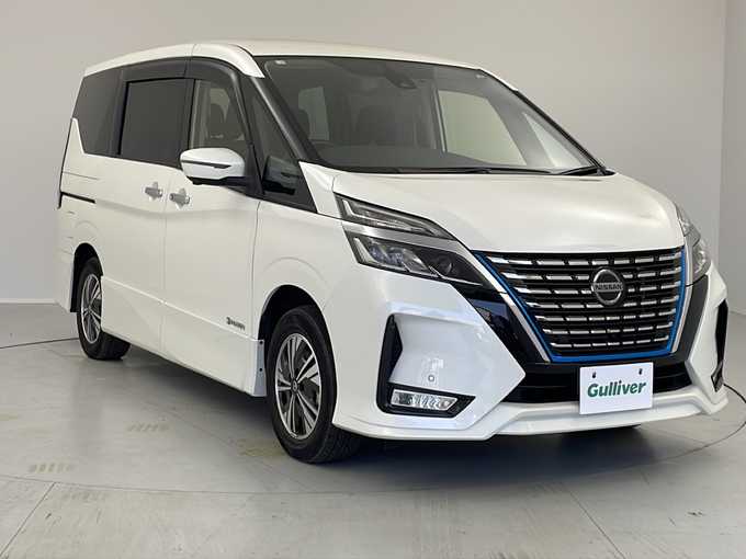 新着情報“セレナe－パワー ハイウェイスターV”2020年式ブリリアントホワイトパール入荷しました！