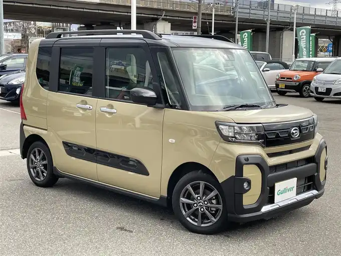 新着情報“タントファンクロス”2022年式ブラックマイカメタリック/サンドベージュメタリック入荷しました！