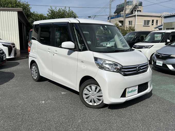 新着情報“デイズルークスX Vセレクション+セーフティⅡ”2015年式ホワイトパール入荷しました！