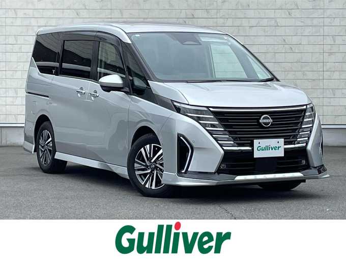 新着情報“セレナe－パワー ルキシオン”2023年式ブリリアントシルバー入荷しました！